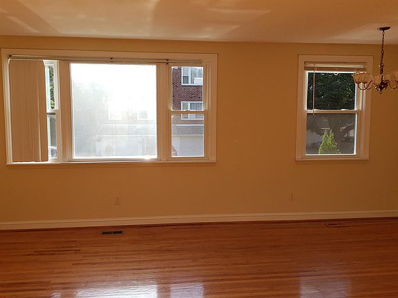 3rd image of 219 Alnus St #1A