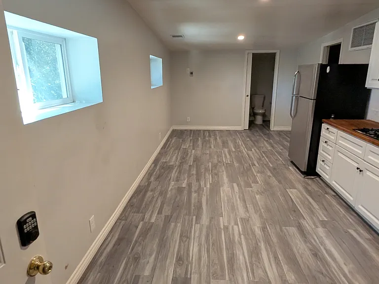 20934 Tulsa St #2 — Photo 3