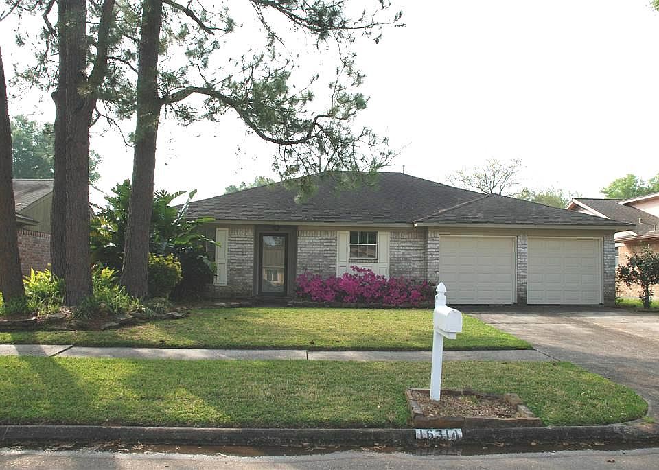 1st image of 16314 Havenhurst Dr