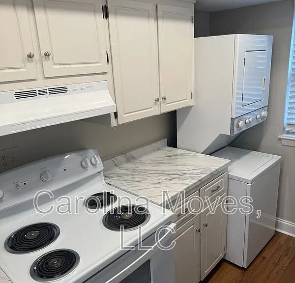 2530 E North St #2-H — Photo 3