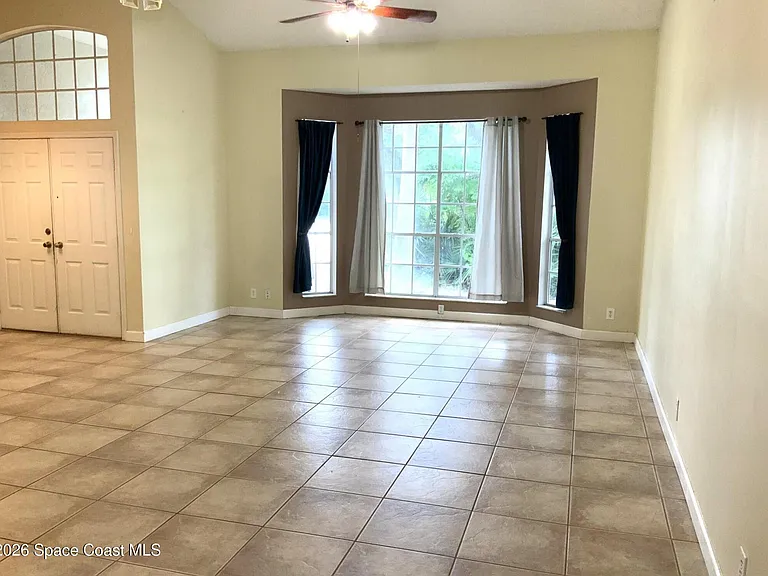 1170 Briar Run Cir — Photo 5