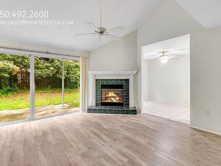917 Claeven Cir — Photo 4