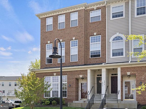 3rd image of 6276 Woodruff Springs Way #31