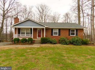 7043 Panorama Ct, Warrenton, VA 20187