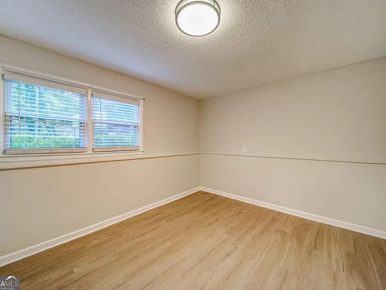 4734 N Springs Rd NW — Photo 39