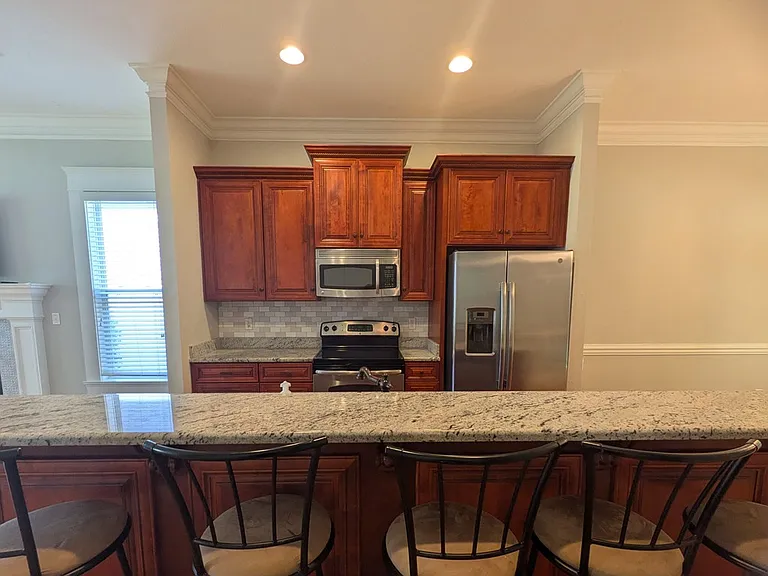 124 Pepperdine Ct — Photo 4
