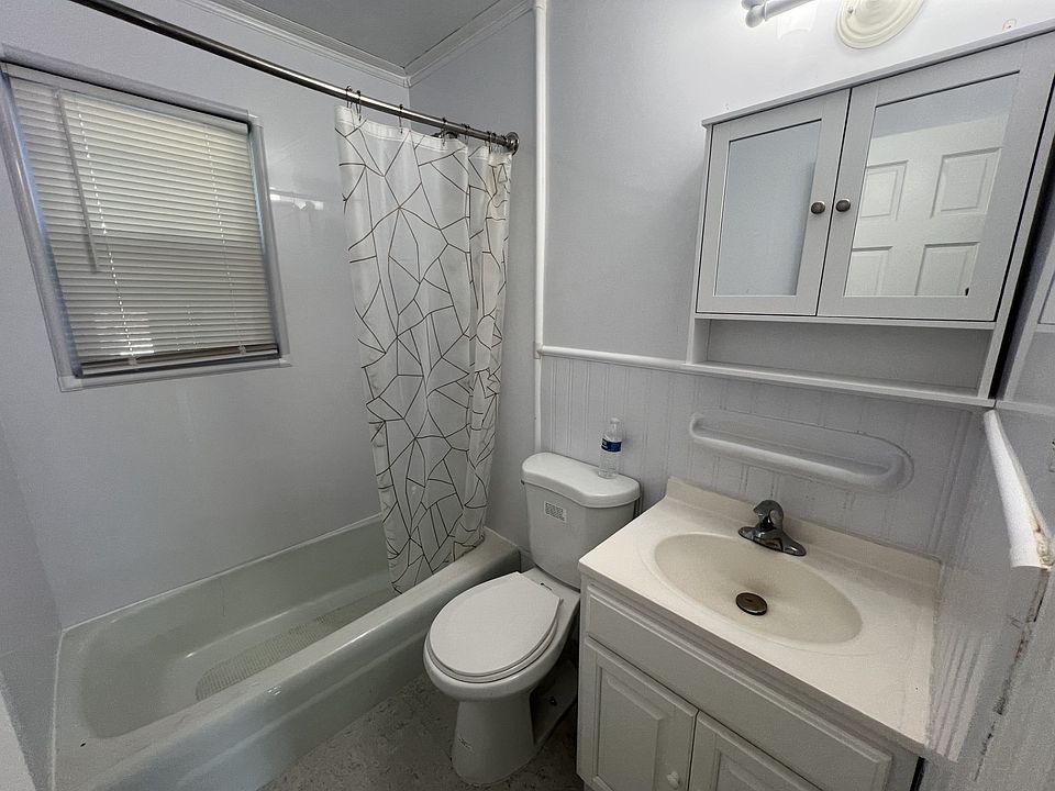 Bathroom Downstairs