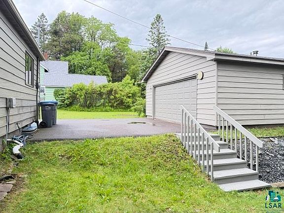 3rd image of 2319 Ensign St