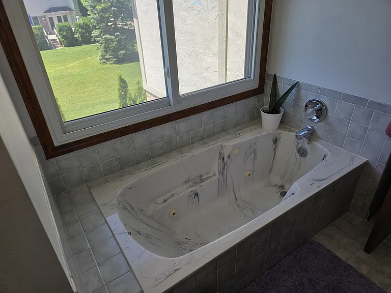 1152 Congress Dr — Photo 23