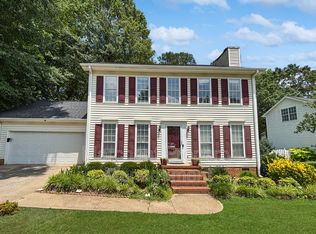 302 Birkenstock Ct, Simpsonville, SC 29681