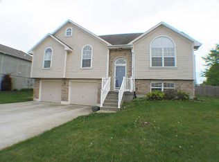 1111 SW Stockman Dr, Grain Valley, MO 64029