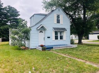 2022 Oakland Ave, Elkhart, IN 46516