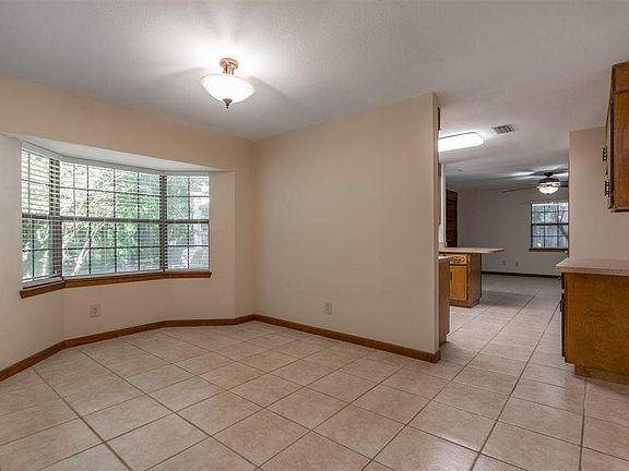 5th image of 4741 Shannon Pl