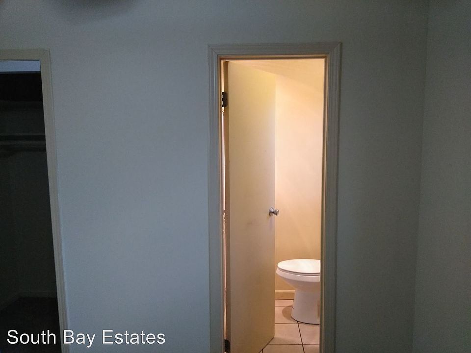 2nd image of 16925 Prairie Ave #12