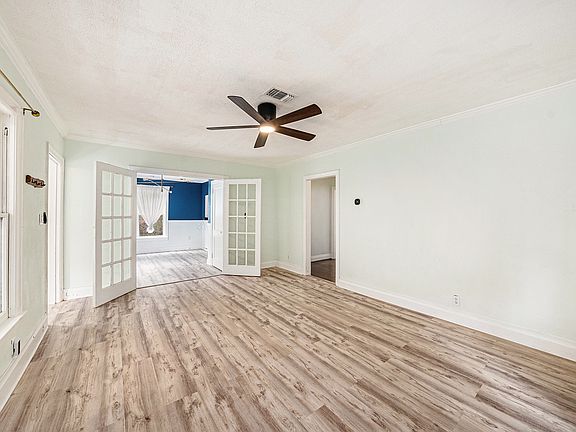 4th image of 4406 N Ola Ave