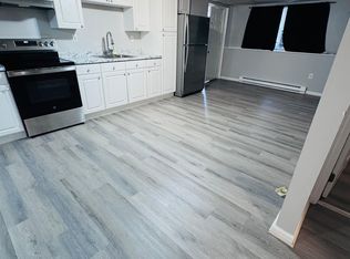 142 Beverly Ave, Waterbury, CT 06704