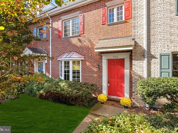 702 Mount Vernon Ave, Alexandria, VA 22301