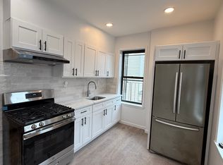 141 Chestnut St FLOOR 2, Brooklyn, NY 11208