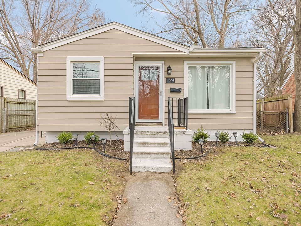 1st image of 551 E Evelyn Ave