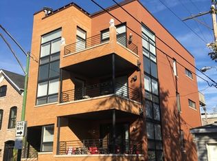 1712 W Beach Ave #3, Chicago, IL 60622