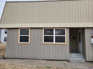 900 NE Wabash Ave #2, Topeka, KS 66616