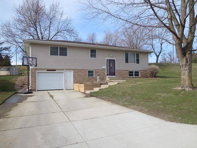 2nd image of 308 Arthur Neu Dr