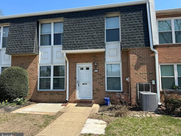 1059 Harbour Dr, Palmyra, NJ 08065