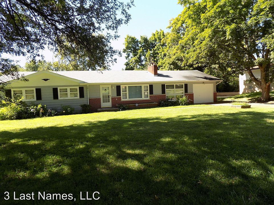 1st image of 5 Rolling Hills Dr
