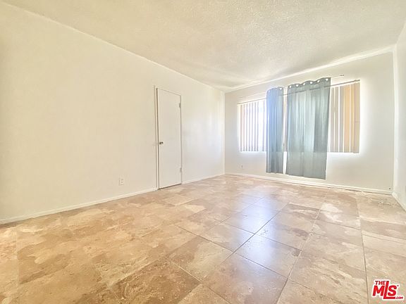 5th image of 12621 Pacific Ave #8A