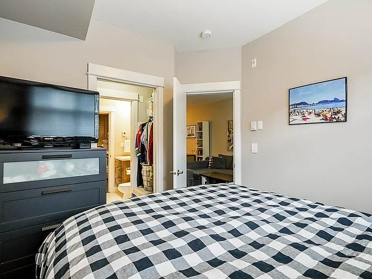 2495 Wilson Ave #203 — Photo 8