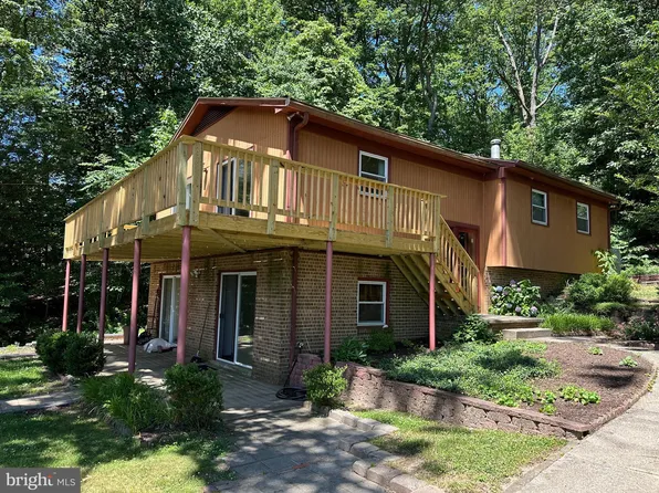 828 Hollywood Blvd, Crownsville, MD 21032