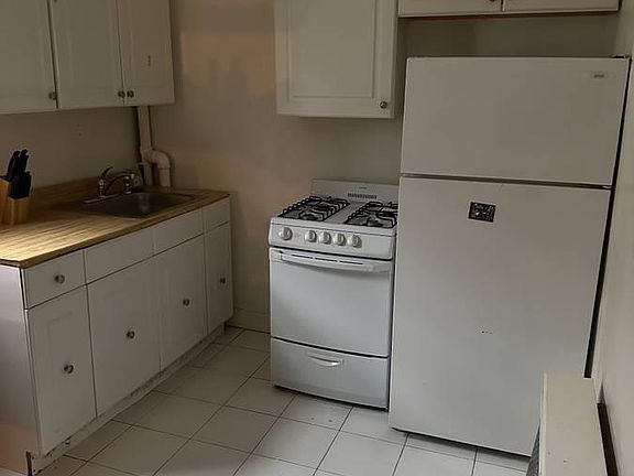 4th image of 10 Water St Floor 2