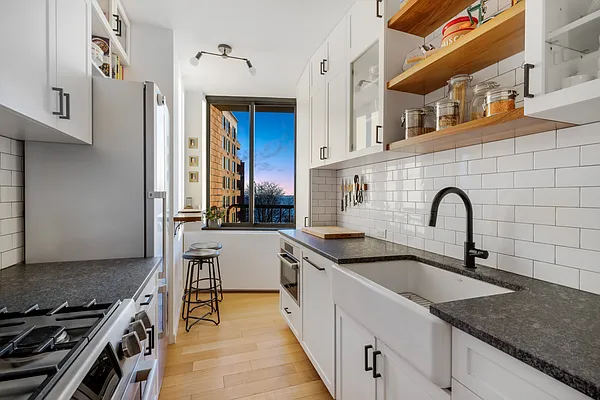 Sold by Compass | media 6