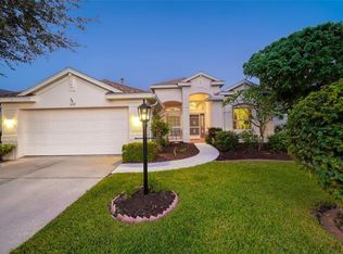 6711 Cheswick St, Sarasota, FL 34243