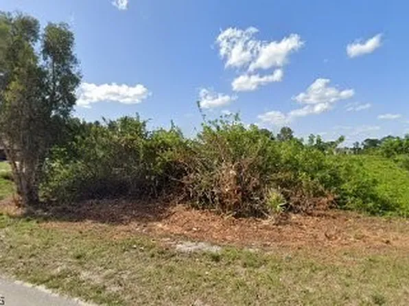 461 Rajah St, Lehigh Acres, FL 33974