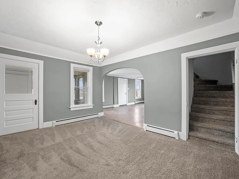 341 Zion St — Photo 5