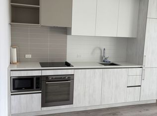 7890 Jane St #2701, Vaughan, ON L4K 0K9