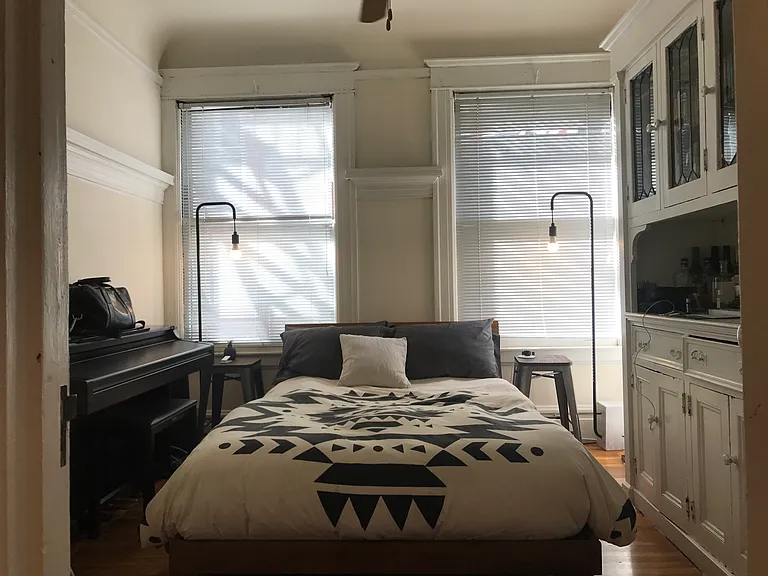 1015 Masonic Ave #12 — Photo 3