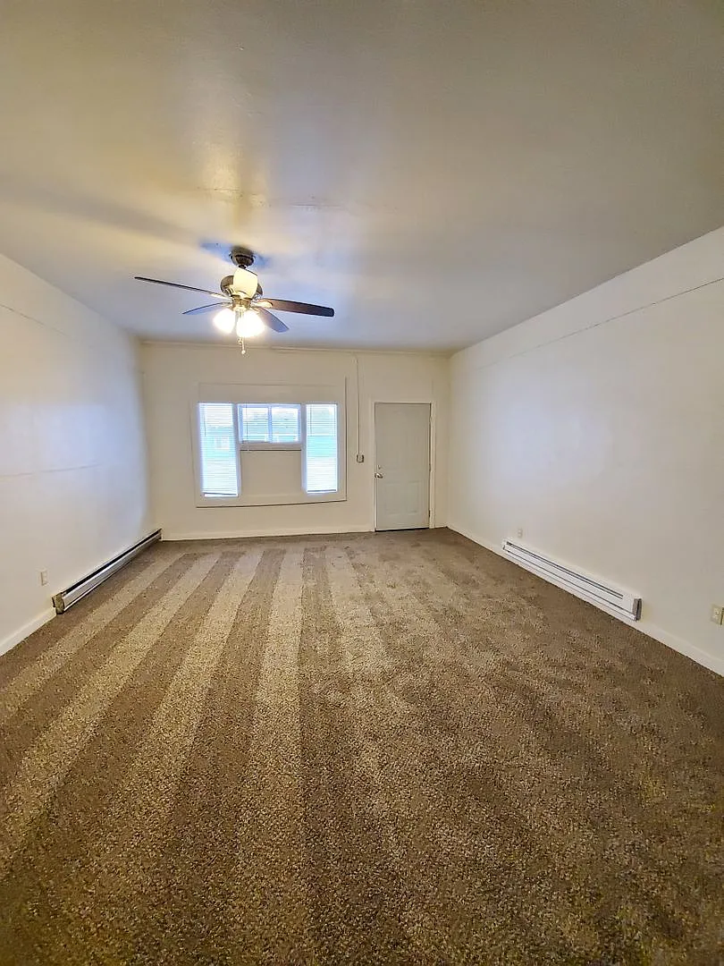 2 Bedroom for Rent in Warden — Photo 3