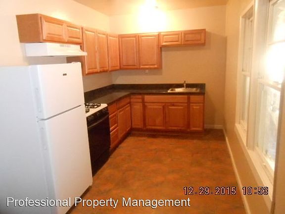 3rd image of 11 Canyon Lake Dr #2