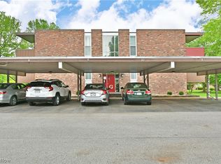 3020 N River Rd NE APT G2, Warren, OH 44483