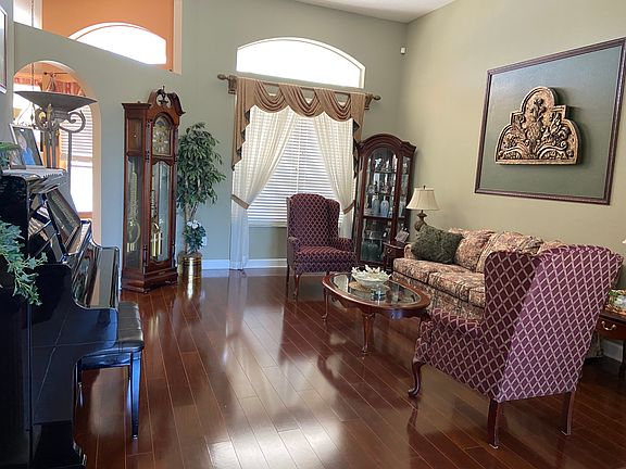 5th image of 14107 Sierra Vista Dr