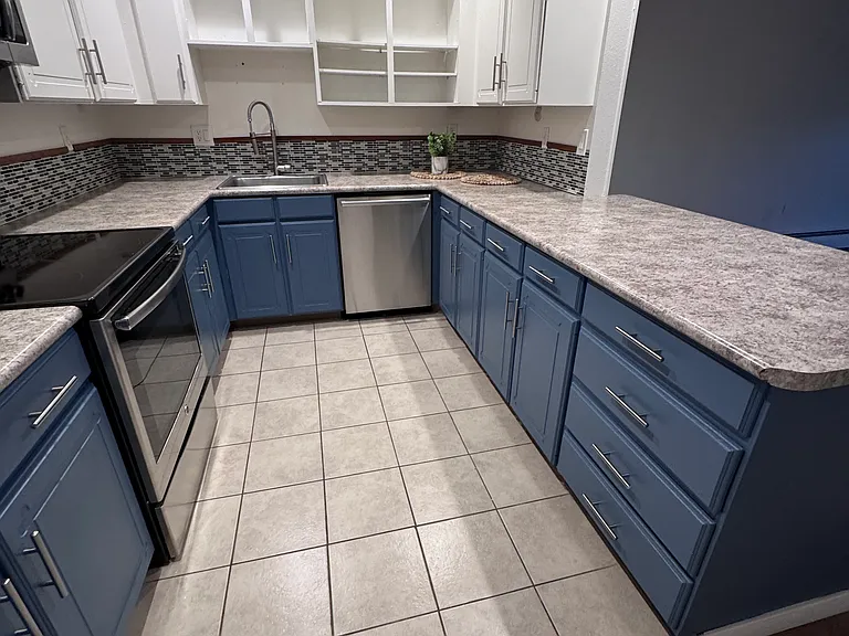 3150 Iris Ave #304 — Photo 2