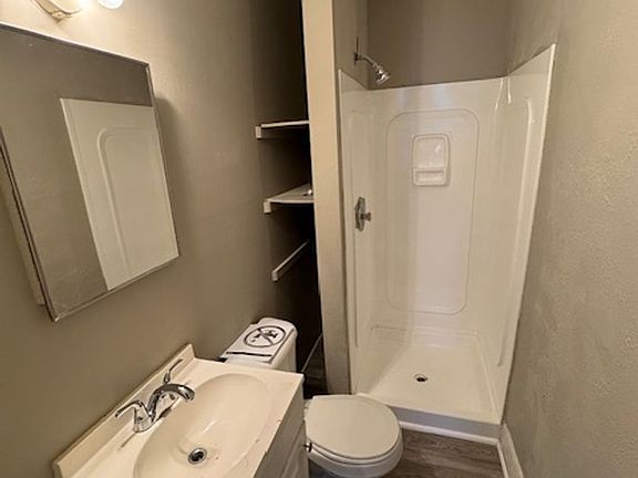 5th image of 1621 N Wells St #1
