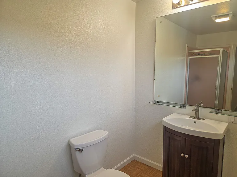 528 6th Ave — Photo 7