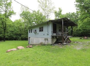 404 Hilltop Rd, Farmington, MO 63640