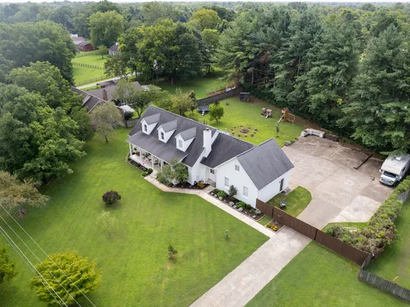 1181 Allen Rd, Murfreesboro, TN 37129