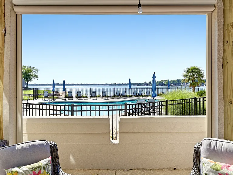 18591 Vineyard Point Ln — Photo 26