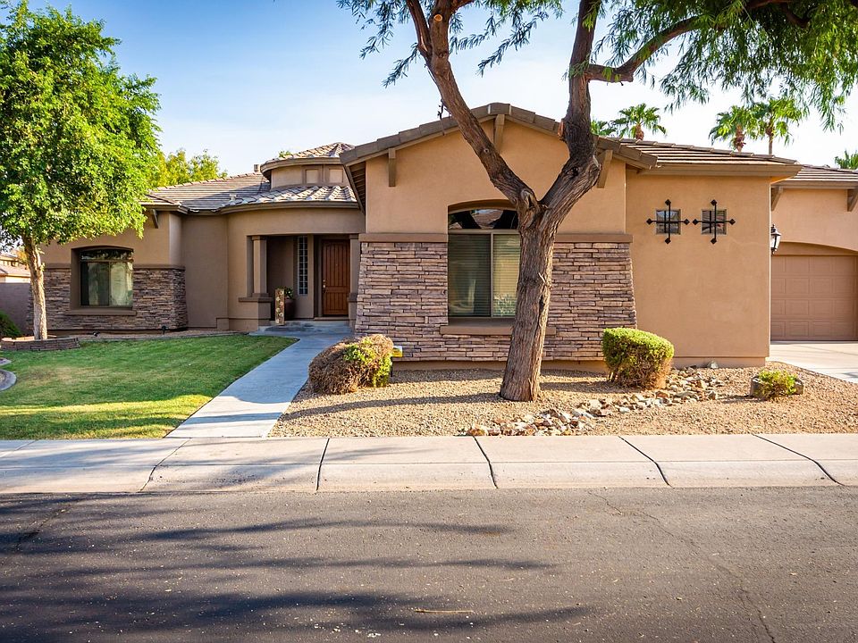 1st image of 3203 E Birchwood Pl