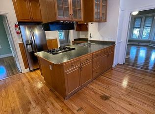 30 Whipple St, Pawtucket, RI 02860